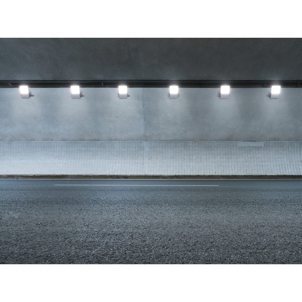 Lumec Lighting TunnelView LED Medium (TULM)