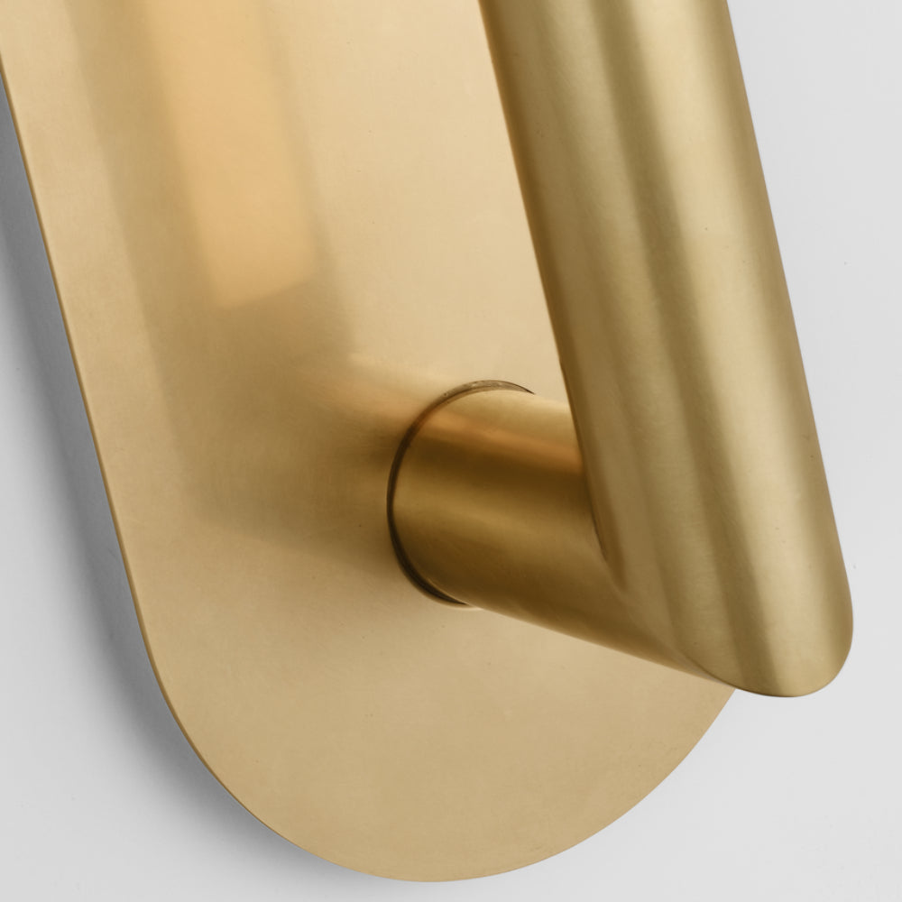 Visual Comfort Fielle Medium Sconce