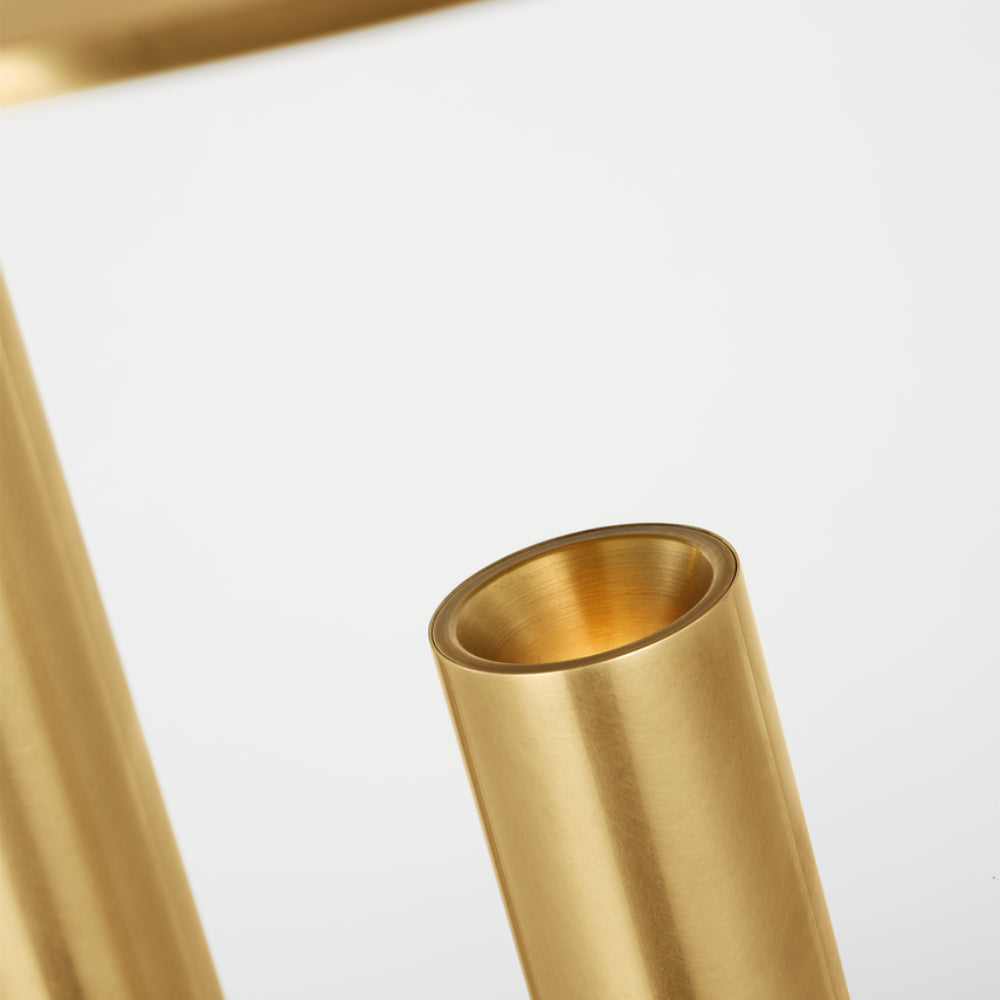 Visual Comfort Fielle Medium Table Lamp