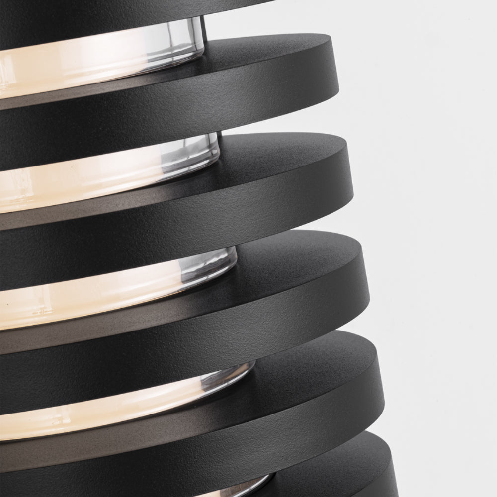 Visual Comfort Quoddy 16 Wall Light