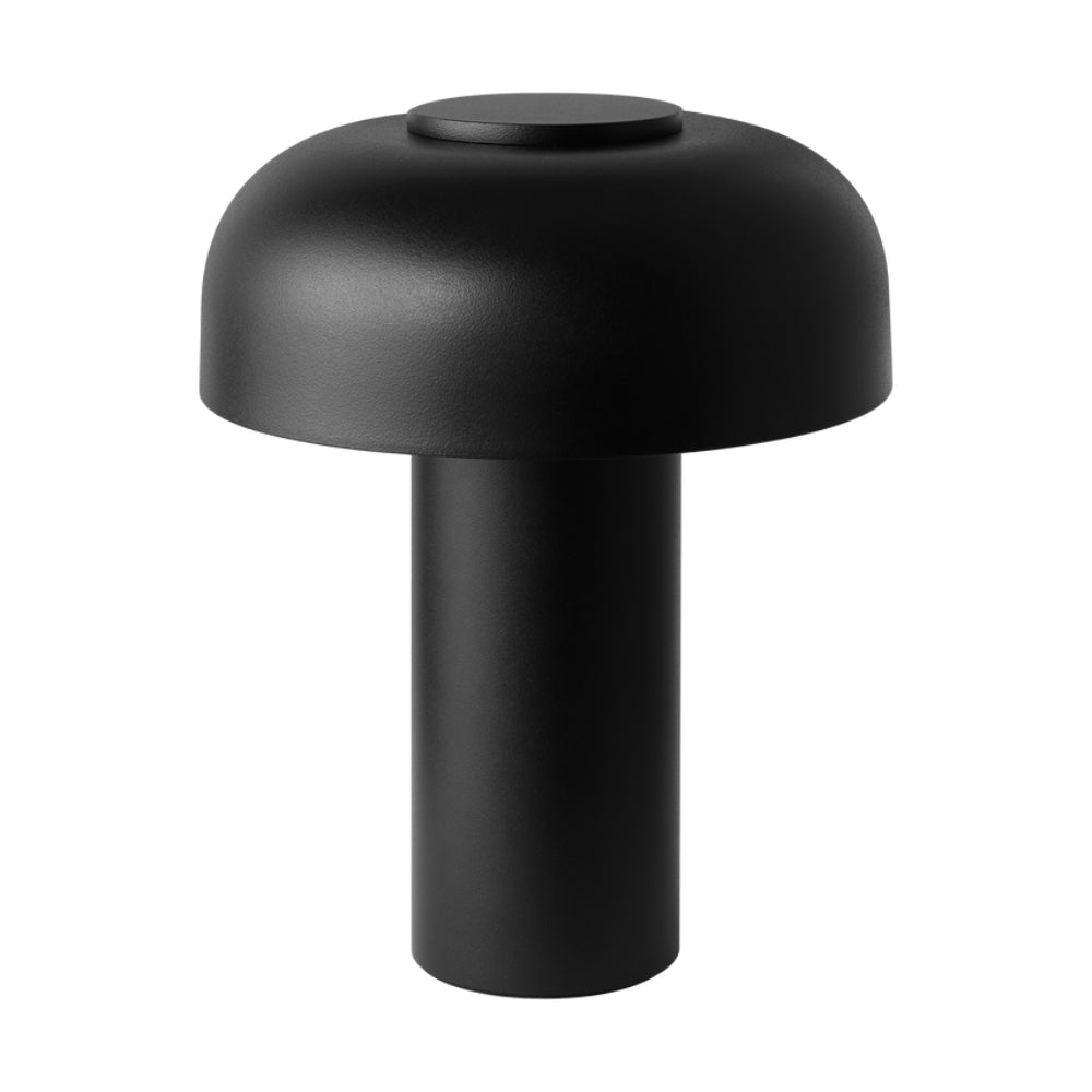 Visual Comfort Louver 9 Rechargeable Table Lamp 1