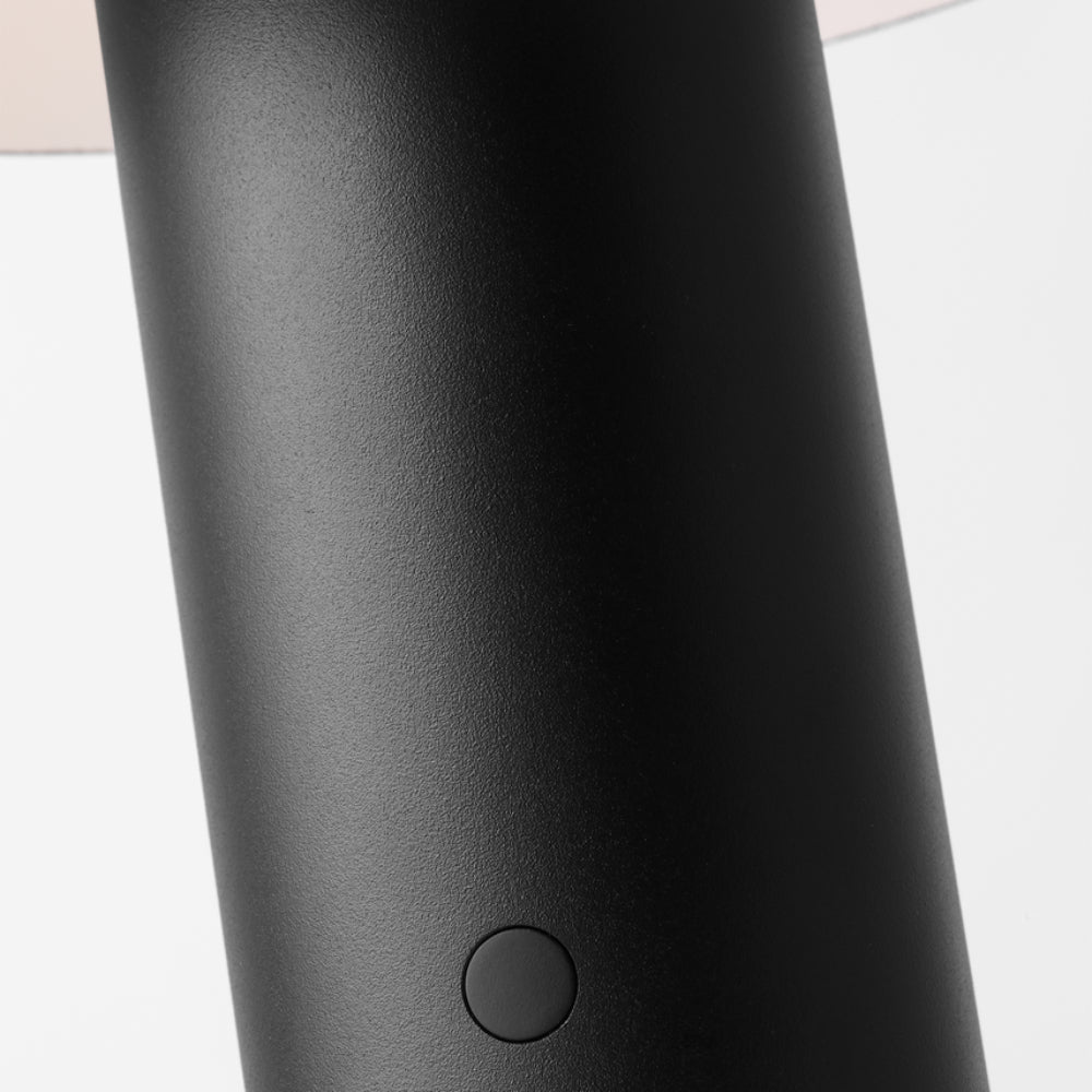 Visual Comfort Louver 9 Rechargeable Table Lamp 5