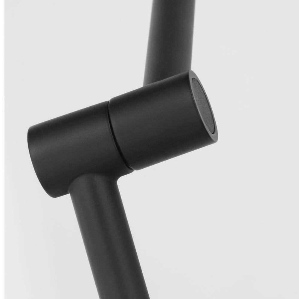 Visual Comfort Ponte Small Floor Lamp 4