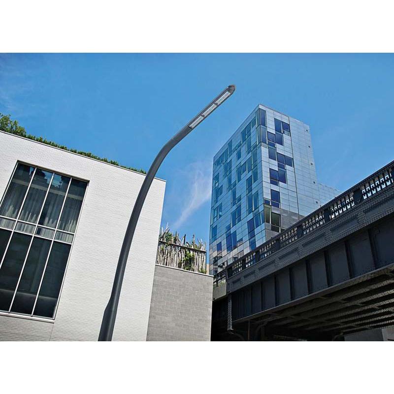 Lumec Lighting SoleCity Mid-Pole Light (ULR100) Additional Image 1