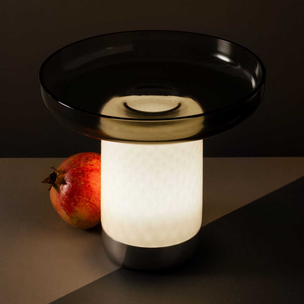 Artemide Bonta 2.4W 27K 80CRI 120V Multiplug Table Lamp with White Diffuser