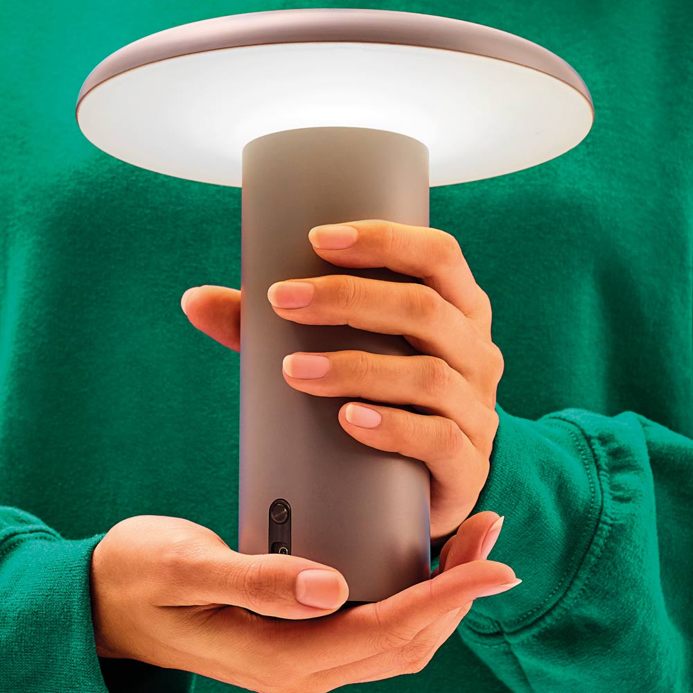 Artemide Takku 2.5W Varnished Multiplug 120V Portable Table Lamp