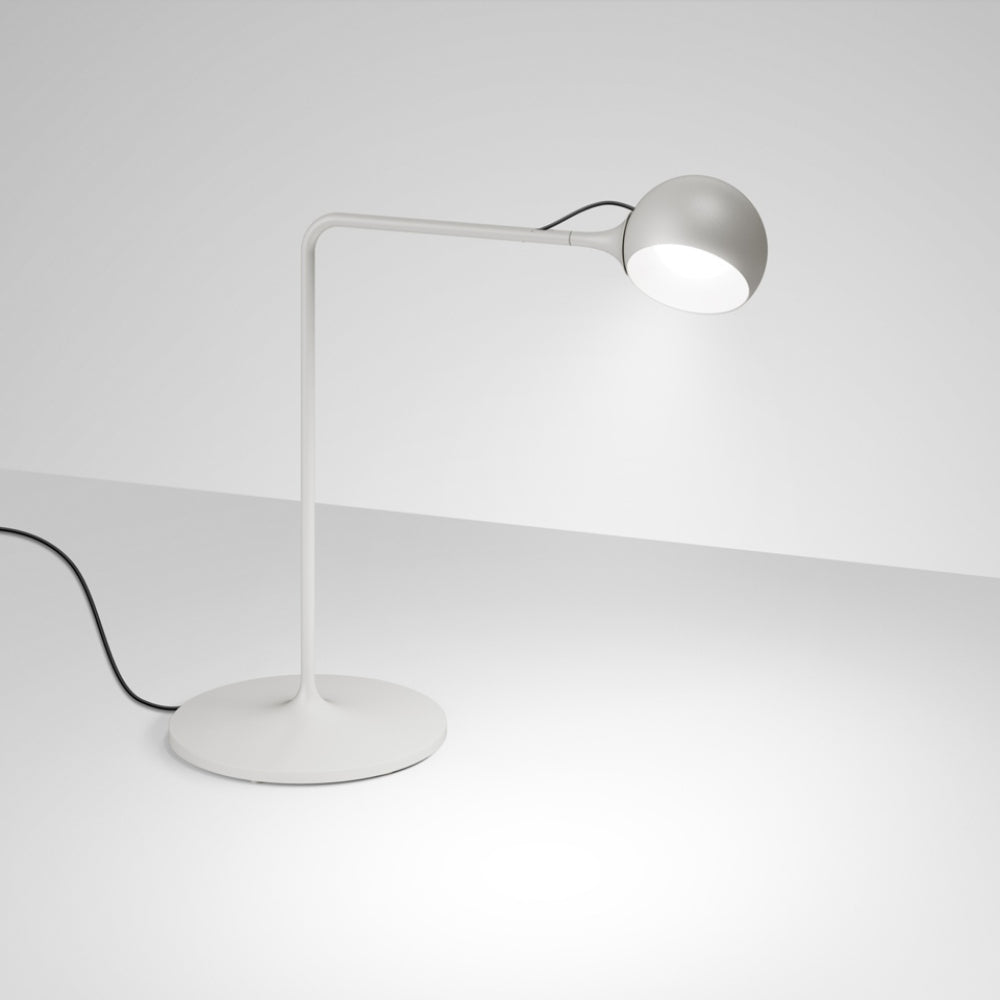 Artemide Ixa LED 9W 30K 90CRI 120V Table Lamp