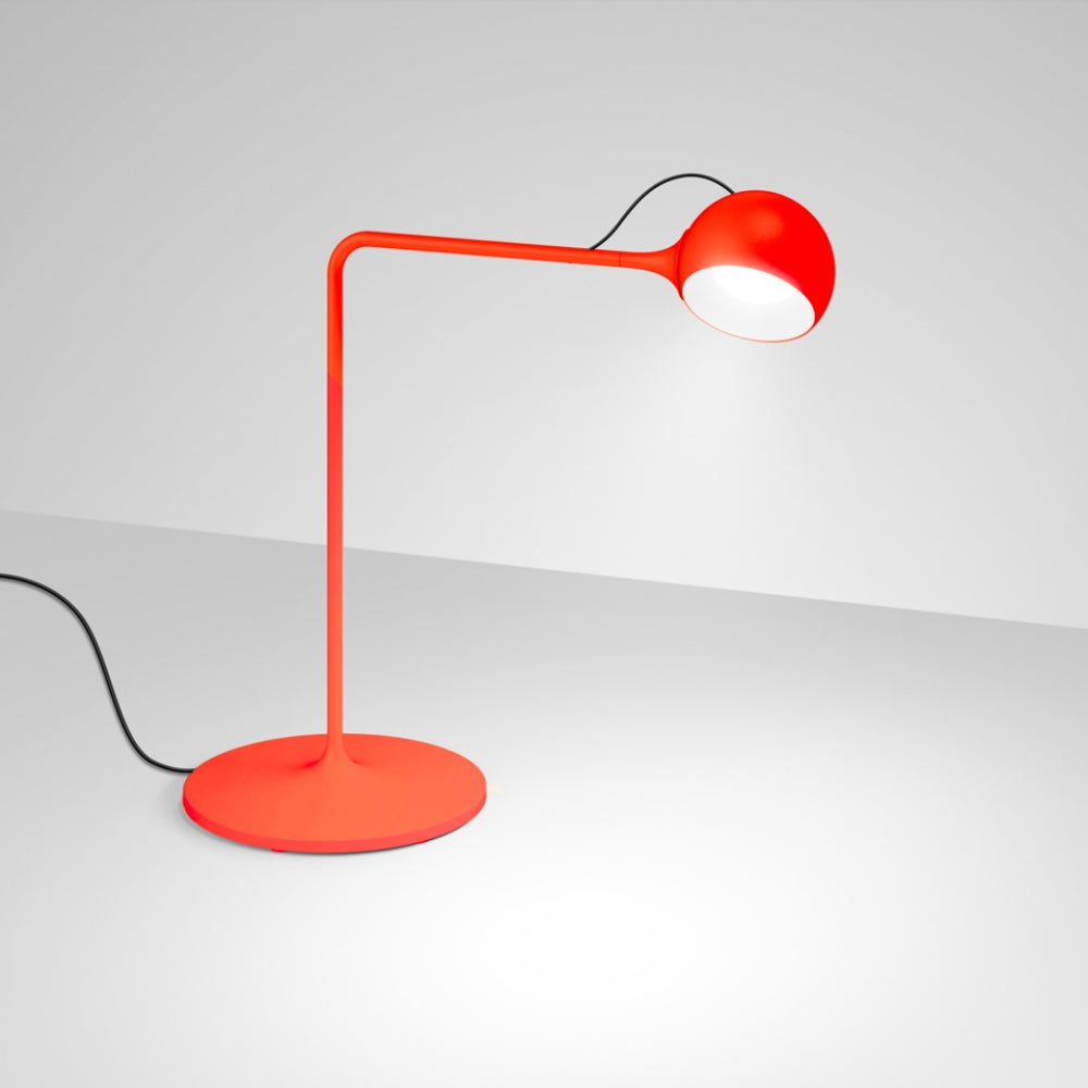 Artemide Ixa LED 9W 30K 90CRI 120V Table Lamp