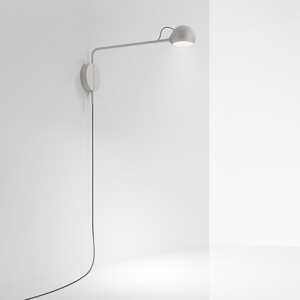 Artemide Ixa LED 120V Wall Light