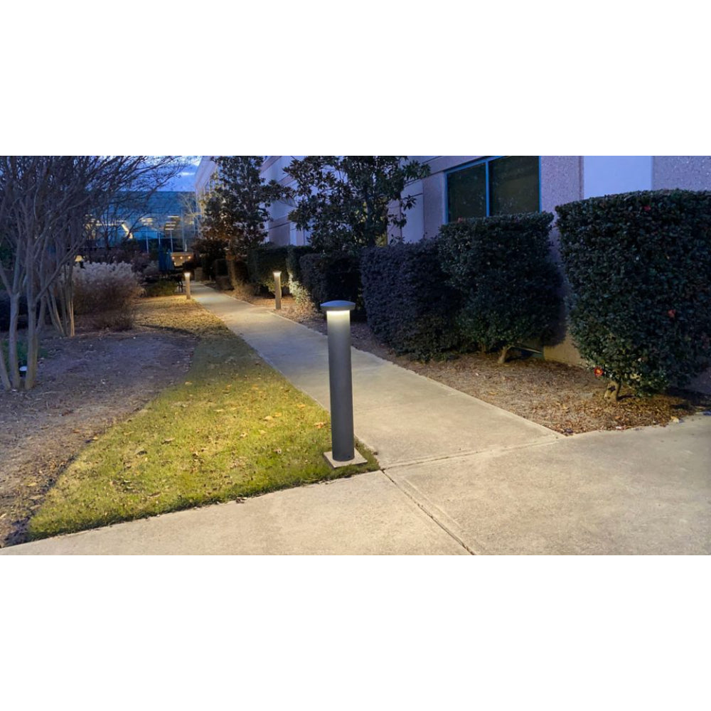 McGraw-Edison BRT6 Bollard and Pathway Light Additional Image 1