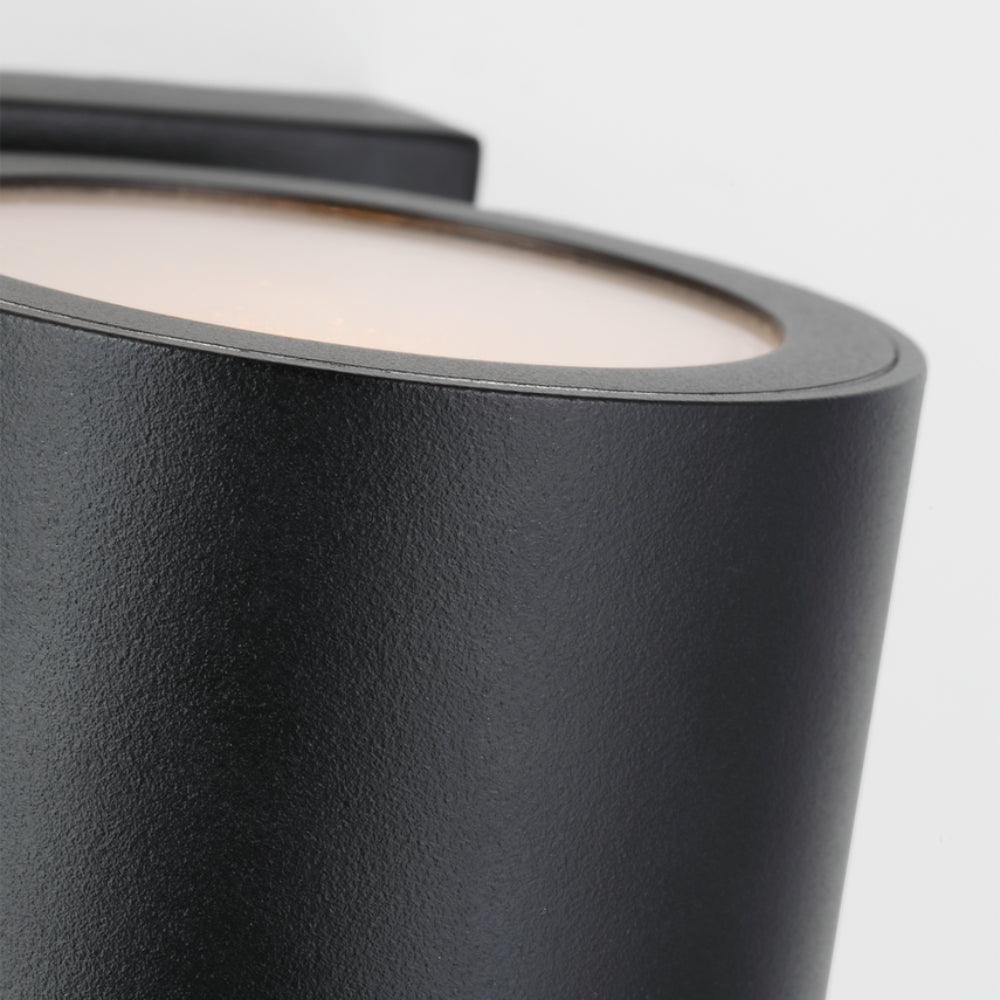 Visual Comfort Pressa Round Small Wall Light