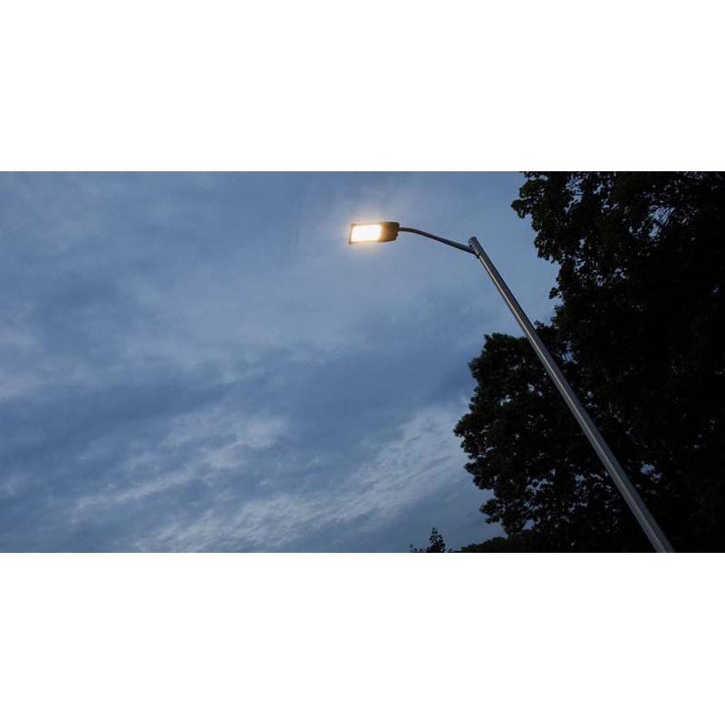 Lumec Lighting RoadView LED roadway luminaire - medium (RVM) Additional Image 2